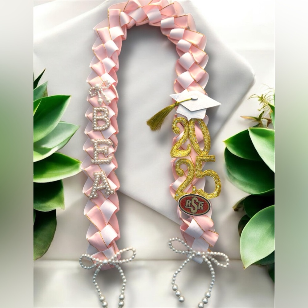 Graduation Lei  Senior Birthday Anniversary Sports Team Birthday custom made